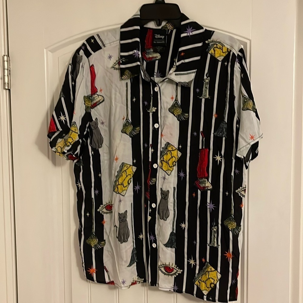 Hocus Pocus Disney Her Universe Button Up short sleeve size 1
